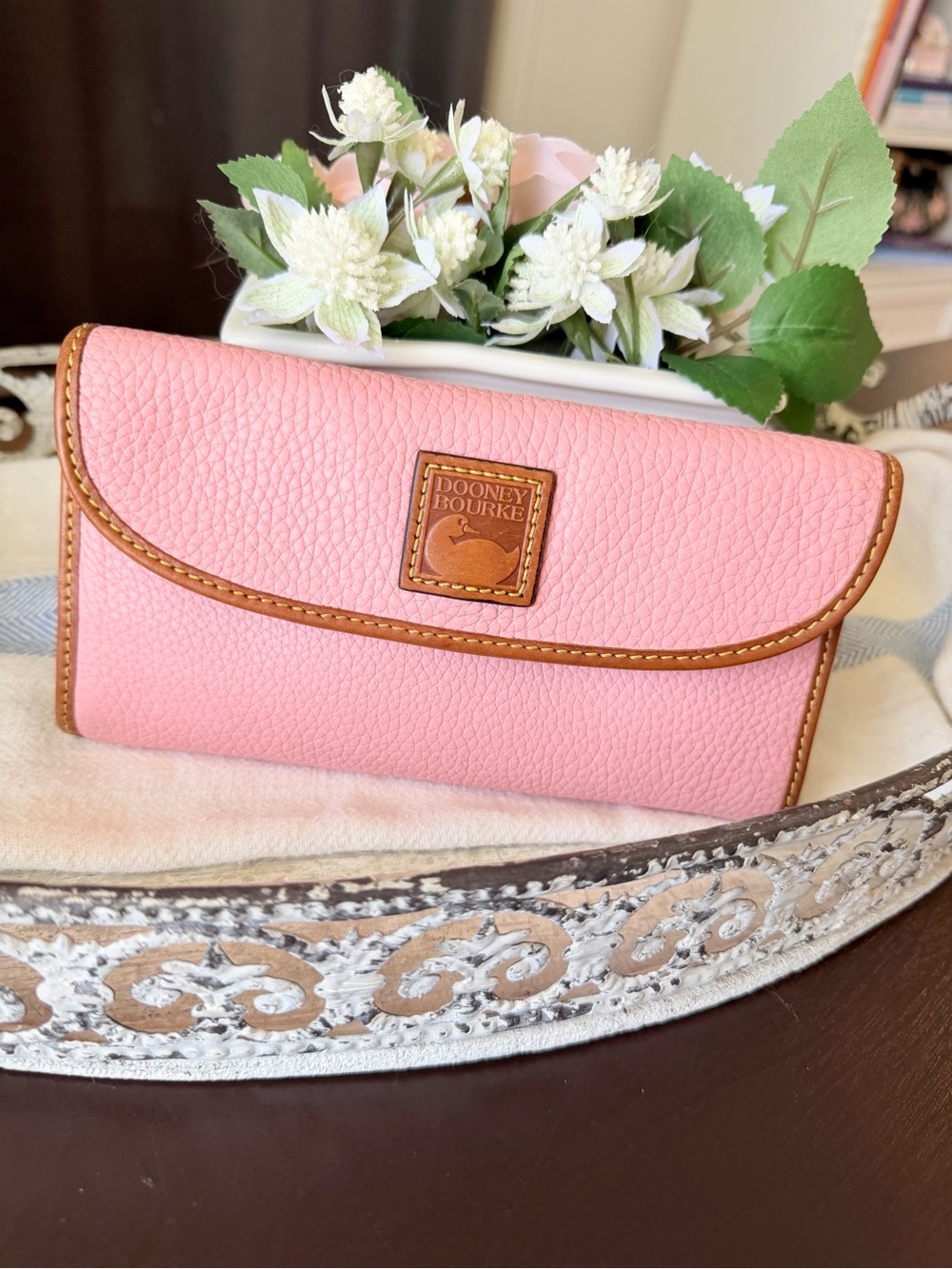 Dooney & Burke EUC Continental Clutch Wallet, Pink Pebbled Leather/British Tan